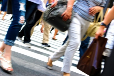 社会人から声優になるには?